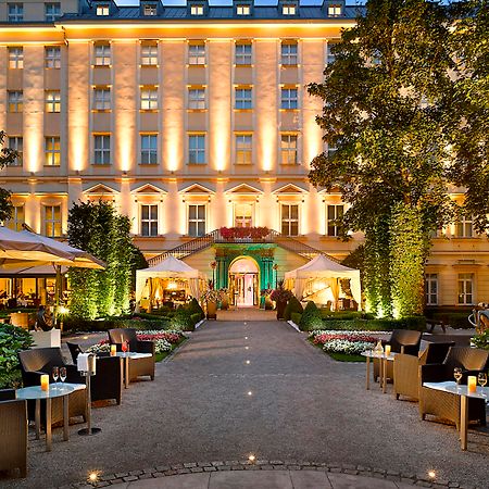그랜드 마크 프라하 - 더 리딩 호텔 오브 월드 외부 사진 The Westin Palace, Vienna