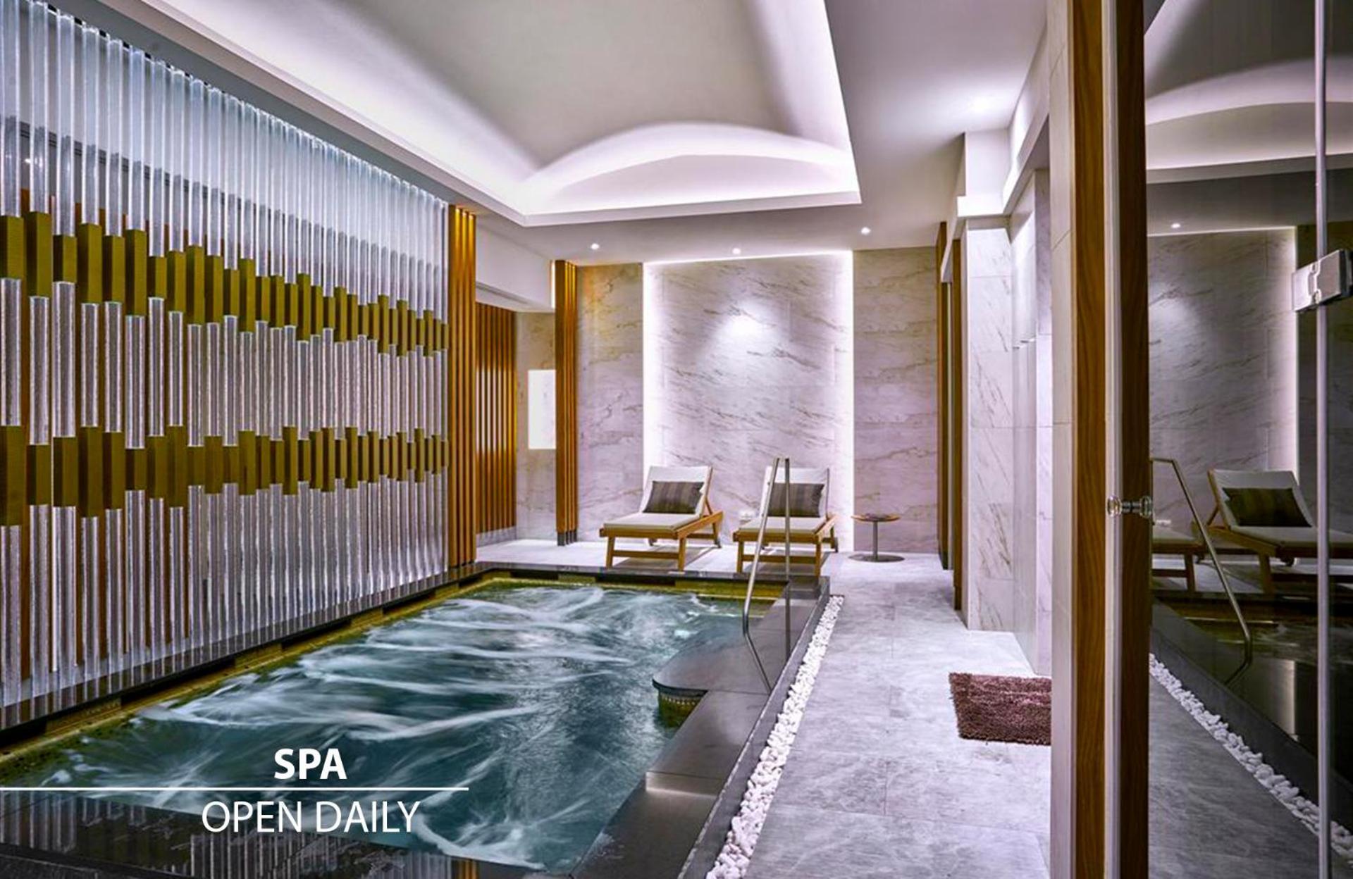 그랜드 마크 프라하 - 더 리딩 호텔 오브 월드 외부 사진 Spa at The Westin